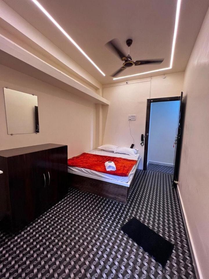 Hotel O Meet Inn Nashik Exterior foto